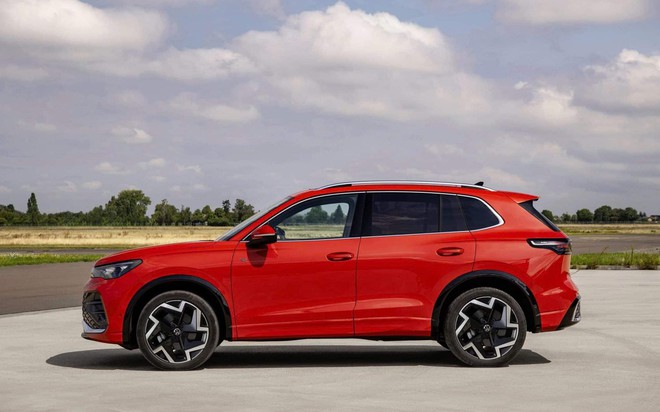 Lộ trang bị 2 bản Volkswagen Tiguan 2026 tại Việt Nam: Gi&aacute; dự kiến tiệm cận CR-V nhưng c&oacute; ADAS ti&ecirc;u chuẩn, động cơ mới, th&ecirc;m treo th&iacute;ch ứng, nhập Đức - Ảnh 2.