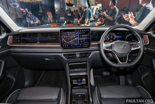Lộ trang bị Volkswagen Tayron tại Việt Nam: Ch&ecirc;nh 300 triệu đổi th&agrave;nh treo th&iacute;ch ứng, loa h&agrave;ng hiệu, đ&egrave;n ma trận - Ảnh 7.