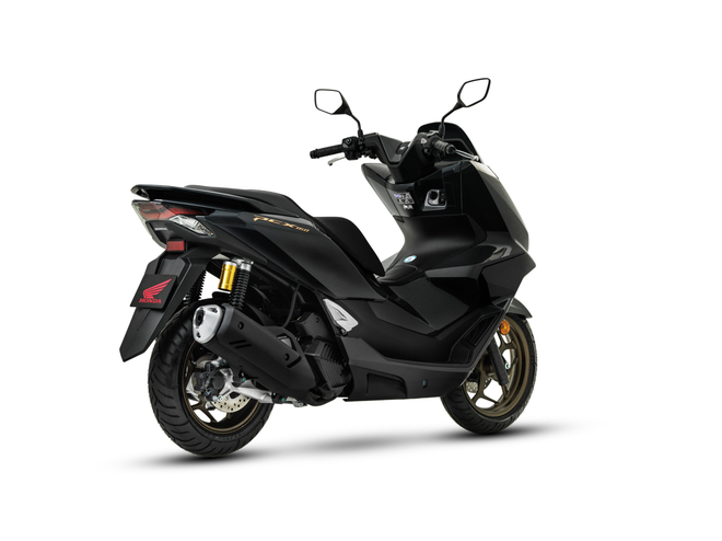 Honda PCX160 2026 mở bán gần Việt Nam: Thiết kế trẻ trung hơn, cốp rộng 30 lít, giá quy đổi hơn 80 triệu - Ảnh 2.