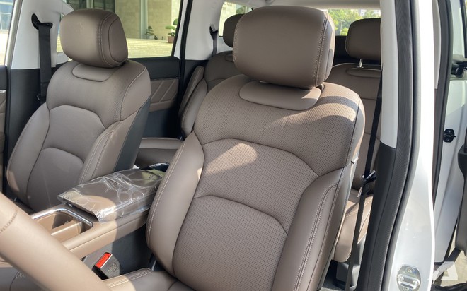Wuling Darion ra mắt Việt Nam: Giá từ 750 triệu đồng, 2 bản, cửa trượt điện, ghế kiểu thương gia, chạy 500km/sạc, cạnh tranh BYD M6 - Ảnh 14.