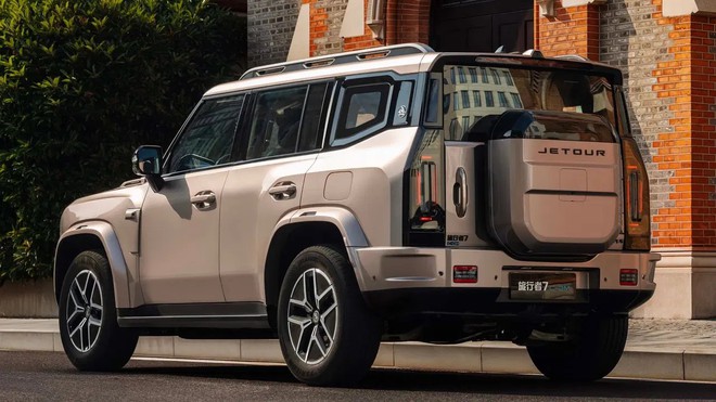 SUV PHEV mới tiệm cận cỡ Prado, gi&aacute; quy đổi hơn 540 triệu đồng: Tiện nghi như xe sang, tối ưu off-road, hết xăng vẫn chạy tiếp hơn 250km - Ảnh 3.