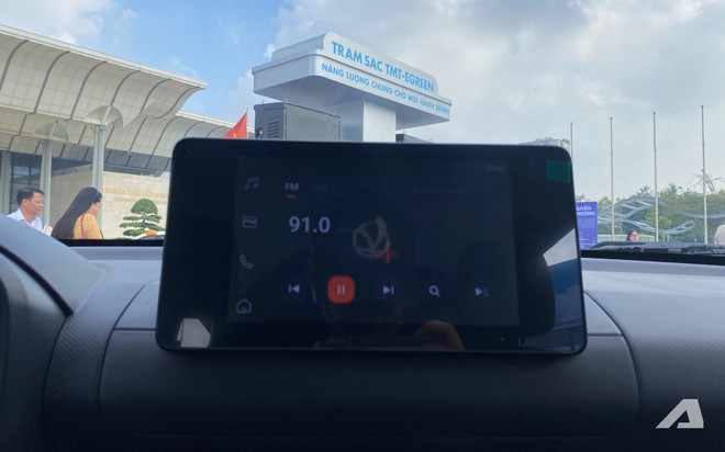 Ảnh thực tế Wuling Grango gi&aacute; 519 triệu đồng tại Việt Nam: Ngang cỡ Xpander, 7 chỗ, chạy tới 300km/sạc, sạc 30-80% trong nửa tiếng - Ảnh 15.