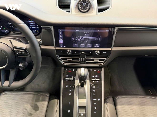 Ngắm bộ đ&ocirc;i Porsche Macan "độc bản" được sơn tại Việt Nam - Ảnh 8.