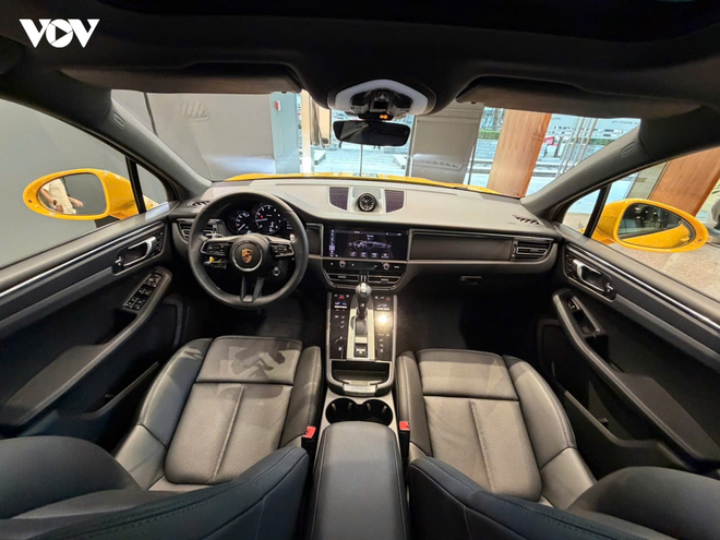 Ngắm bộ đ&ocirc;i Porsche Macan "độc bản" được sơn tại Việt Nam - Ảnh 7.