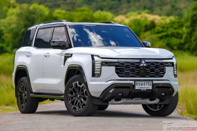 Mitsubishi Pajero 2026 ra mắt ĐN&Aacute;: Gi&aacute; quy đổi từ 1,15 tỷ đồng, m&aacute;y dầu 2.4L, ADAS từ bản rẻ nhất, về Việt Nam dễ &lsquo;hot&rsquo; - Ảnh 2.
