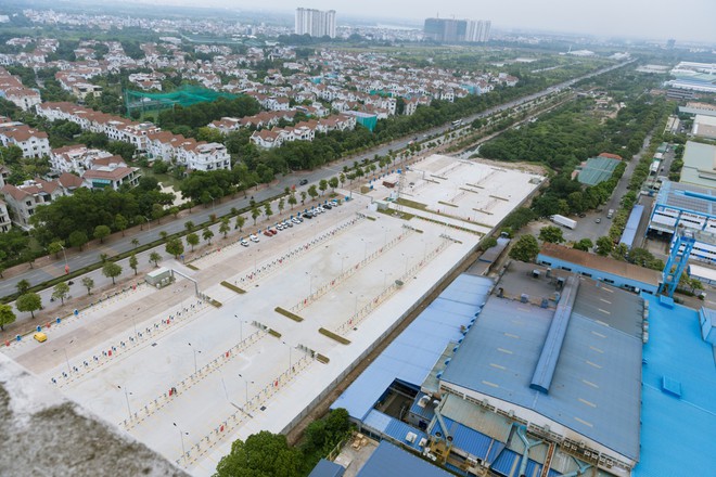 Lộ diện 'si&ecirc;u trạm sạc' VinFast khủng nhất Việt Nam giữa l&ograve;ng Thủ đ&ocirc;: Quy m&ocirc; hơn 1.000 cổng, c&oacute; đủ sạc nhanh lẫn sạc chậm - Ảnh 10.