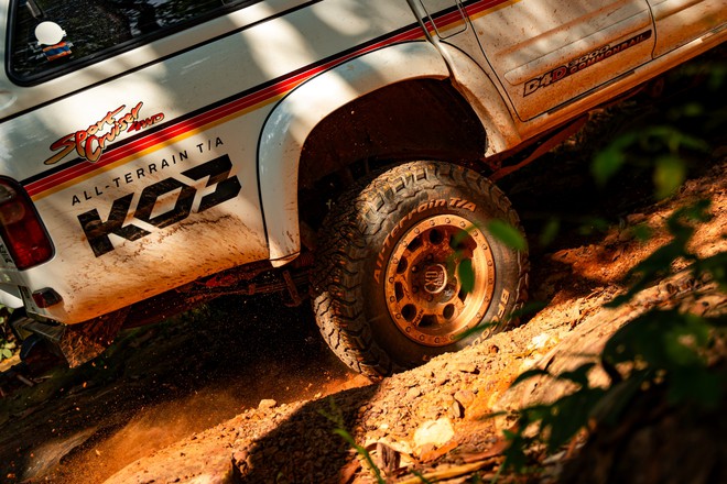 Vượt 630km xuyên Thái Lan - Lào, thử lốp BFGoodrich KO3 từ đường đất đến đèo núi - Ảnh 7.