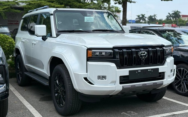 Chủ xe Toyota Prado tại Việt Nam th&iacute;ch phong c&aacute;ch cổ điển c&oacute; thể tham khảo g&oacute;i độ ch&iacute;nh h&atilde;ng với gi&aacute; quy đổi chỉ hơn 33 triệu đồng - Ảnh 4.