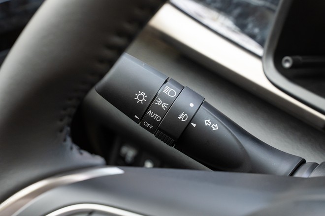 Suzuki XL7 2026 ra mắt Việt Nam: Gi&aacute; từ gần 570 triệu đồng, thiết kế tinh chỉnh bắt mắt hơn, th&ecirc;m bản 'base' mới rẻ hơn cạnh tranh Xpander - Ảnh 21.