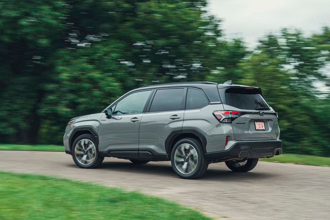 Subaru Forester hybrid được nh&aacute; h&agrave;ng sắp ra mắt Việt Nam: M&aacute;y mạnh gần ngang CR-V, ti&ecirc;u thụ chưa đến 5L/100km, nhập Nhật - Ảnh 5.