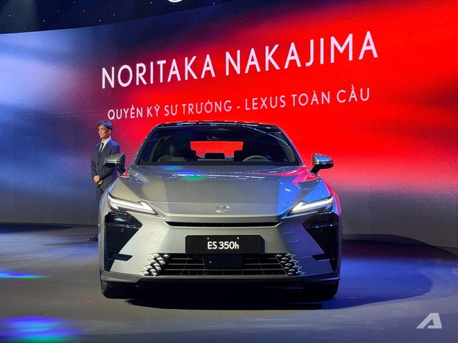 Lexus ES 2026 ra mắt Việt Nam: Gi&aacute; từ 2,34 tỷ đồng, lần đầu c&oacute; cả hybrid v&agrave; điện, ADAS n&acirc;ng cấp, k&iacute;ch thước lớn hơn cả E-Class, 5 Series - Ảnh 4.