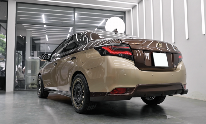 Đang l&aacute;i BMW X6 nhưng đại gia Việt quyết 'l&ecirc;n đời' Vios 12 năm tuổi như xe tiền tỷ: Tiền kh&ocirc;ng quan trọng, miễn l&agrave; độc nhất v&ocirc; nhị - Ảnh 4.