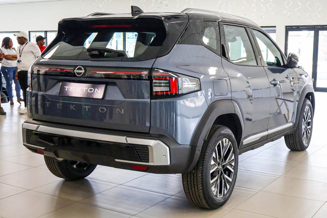 Nissan Tekton - SUV c&ugrave;ng cỡ Creta lộ cấu h&igrave;nh 7 chỗ với th&acirc;n d&agrave;i, m&acirc;m lốp lớn hơn, dễ n&acirc;ng cấp cả ADAS - Ảnh 6.