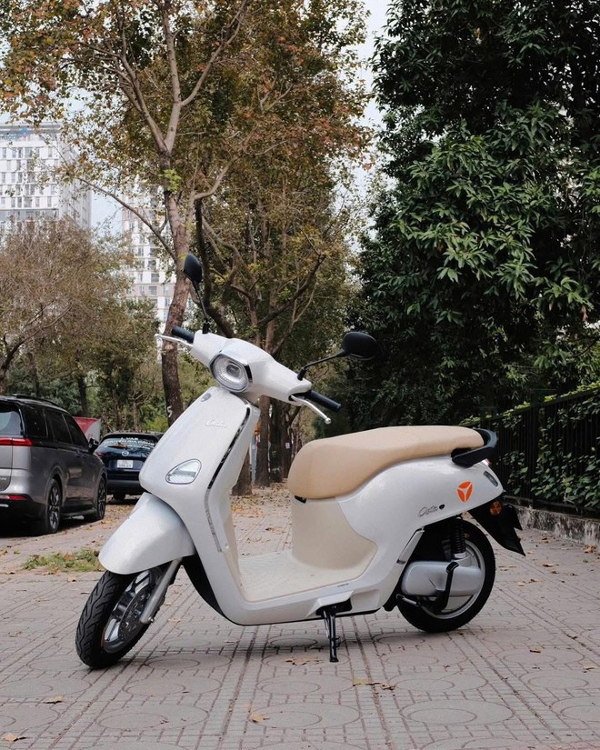 Yadea chốt ra mắt xe mới ngay tháng sau: Đi gần 200km/lần sạc, có hỗ trợ đổ đèo, kiểm soát lực kéo như ô tô, lắp ráp tại nhà máy hơn 2 nghìn tỷ ở Việt Nam- Ảnh 2. Yadea chốt ra mắt xe mới ngay tháng sau: Đi gần 200km/lần sạc, có hỗ trợ đổ đèo, kiểm soát lực kéo như ô tô, lắp ráp tại nhà máy hơn 2 nghìn tỷ ở Việt Nam- Ảnh 2.