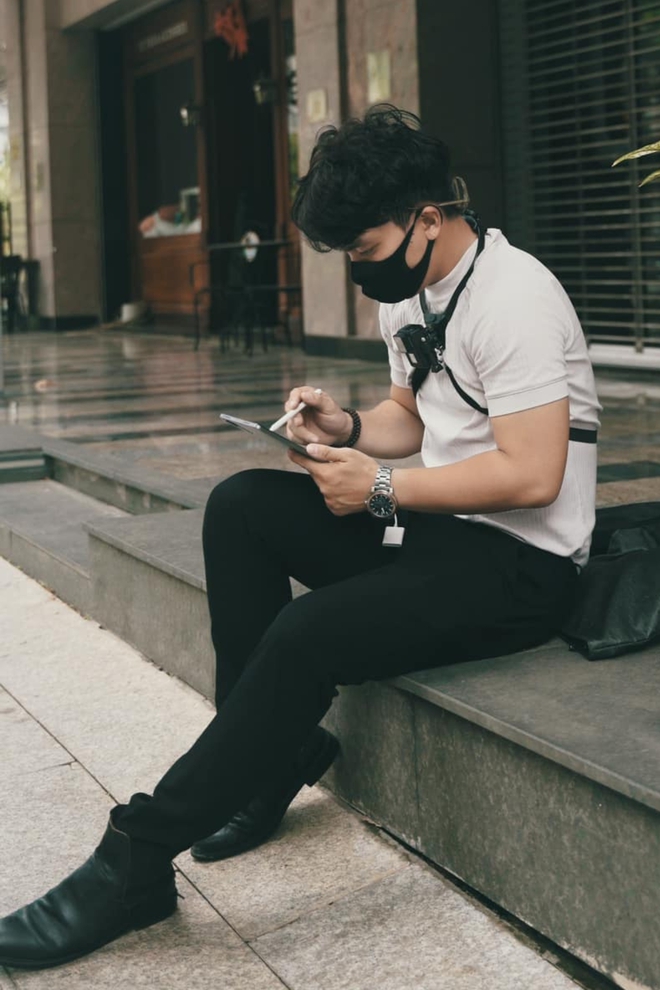 Cái gật đầu muộn của chủ xe Ferrari và hành trình ‘chụp, in ảnh, trao tay’: Cảm xúc tạo ra triệu view chứ không phải xế khủng!- Ảnh 8. Cái gật đầu muộn của chủ xe Ferrari và hành trình ‘chụp, in ảnh, trao tay’: Cảm xúc tạo ra triệu view chứ không phải xế khủng!- Ảnh 8.