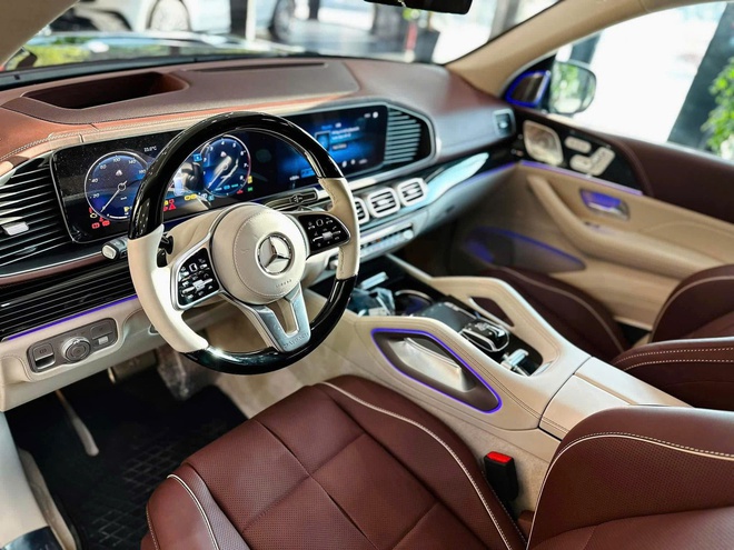 &lsquo;Ho&agrave;ng tử nhạc cưới&rsquo; Đức Ph&uacute;c chốt sổ cuối năm cực gắt: Sắm Mercedes-Maybach GLS ni&ecirc;m yết gần 9 tỷ đồng đ&uacute;ng Valentine để kịp chơi Tết- Ảnh 6.