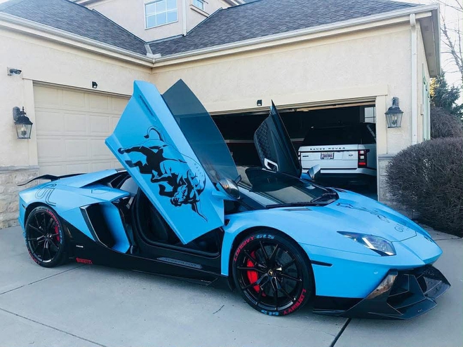 Sinh năm Ngọ, chơi &lsquo;xe ngựa&rsquo; triệu đ&ocirc;: Long Trần (Gia Lai Team) v&agrave; triết l&yacute; mua si&ecirc;u xe kh&ocirc;ng giống ai- Ảnh 7.