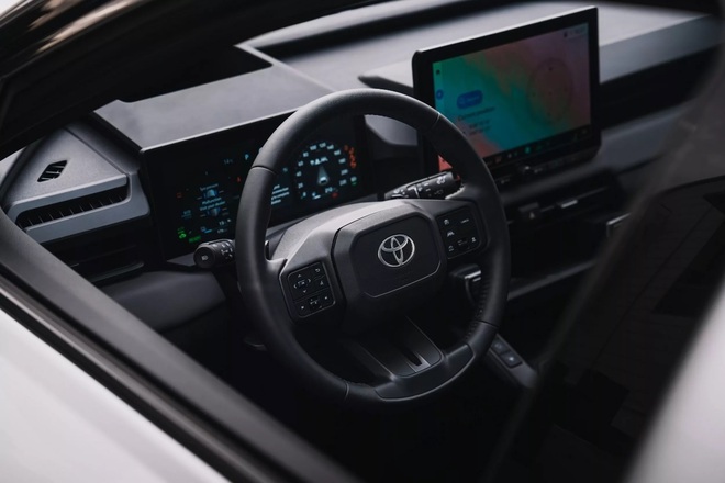 Toyota RAV4 đời mới th&ecirc;m bản xăng cạnh tranh CX-5, CR-V- Ảnh 6.