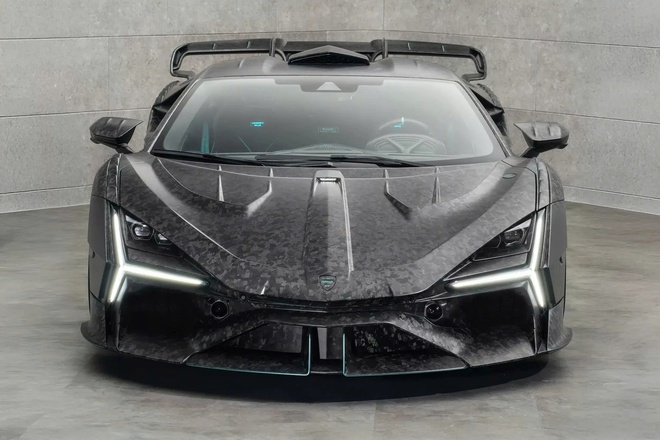 Chủ siêu xe Lamborghini Revuelto ở Việt Nam có thể tham khảo bản độ 'cực ngầu' này: Thân xe carbon toàn bộ, sức mạnh tăng thêm gần 100 mã lực- Ảnh 5. Chủ siêu xe Lamborghini Revuelto ở Việt Nam có thể tham khảo bản độ 'cực ngầu' này: Thân xe carbon toàn bộ, sức mạnh tăng thêm gần 100 mã lực- Ảnh 5.