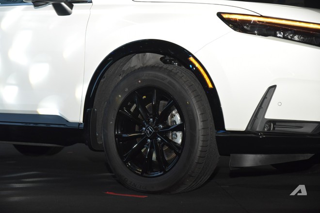 Honda CR-V hybrid 2026 lắp ráp ra mắt Việt Nam: Giá 'chờ thuế' có thể rẻ hơn, bỏ cần số truyền thống, thêm bản thấp hơn cạnh tranh CX-5- Ảnh 5. Honda CR-V hybrid 2026 lắp ráp ra mắt Việt Nam: Giá 'chờ thuế' có thể rẻ hơn, bỏ cần số truyền thống, thêm bản thấp hơn cạnh tranh CX-5- Ảnh 5.