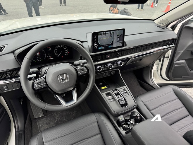 Ph&acirc;n v&acirc;n lựa chọn Honda CR-V bản L hybrid hoặc thuần xăng, bảng chi tiết dưới đ&acirc;y sẽ chỉ ra từng kh&aacute;c biệt về trang bị- Ảnh 5.