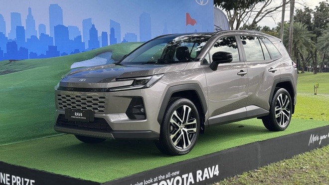 Toyota RAV4 c&oacute; gi&aacute; dưới 1 tỷ khi về Đ&ocirc;ng Nam &Aacute;: Chung m&acirc;m CR-V, d&ugrave;ng động cơ hybrid- Ảnh 2.