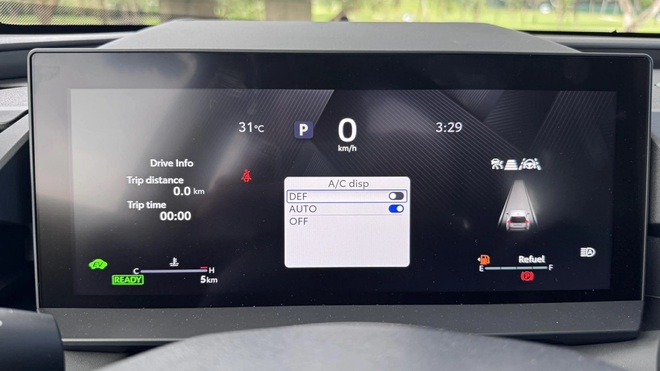 Toyota RAV4 c&oacute; gi&aacute; dưới 1 tỷ khi về Đ&ocirc;ng Nam &Aacute;: Chung m&acirc;m CR-V, d&ugrave;ng động cơ hybrid- Ảnh 6.