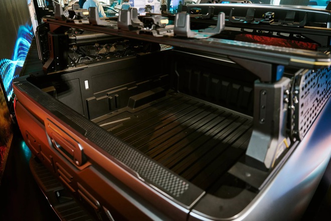 Trung Quốc c&oacute; b&aacute;n tải mới cạnh tranh Ranger bằng thiết kế hầm hố, động cơ diesel hybrid sạc điện- Ảnh 8.