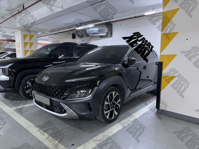 Hyundai Kona bản mới lộ diện tại Việt Nam: Thiết kế mới, tiện nghi xịn s&ograve;, c&oacute; ADAS nhưng kh&ocirc;ng phải xe b&aacute;n đại tr&agrave; cho số đ&ocirc;ng- Ảnh 9.