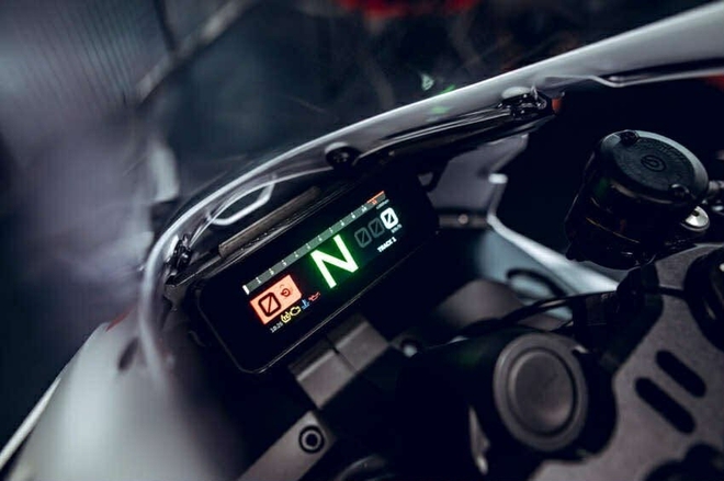 KTM 990 RC R Track 2026 ch&iacute;nh thức ra mắt, d&agrave;nh ri&ecirc;ng cho đường đua- Ảnh 6.