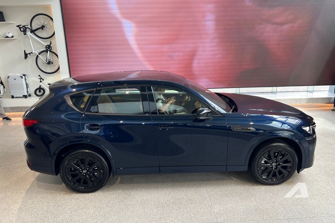 Mazda CX-60 xuất hiện tại H&agrave; Nội: Thời gian mở b&aacute;n sắp tới gần, dễ d&ugrave;ng động cơ mild-hybrid mạnh gần 300 m&atilde; lực- Ảnh 6.