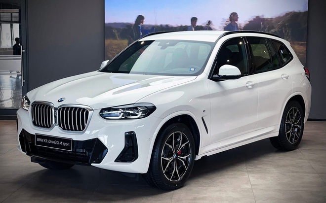 BMW X3 giảm giá 400 triệu đồng tại đại lý: Bản 'full' đời trước rẻ kỷ lục còn 2 tỷ, tiệm cận xe cũ đang bán trên thị trường- Ảnh 4. BMW X3 giảm giá 400 triệu đồng tại đại lý: Bản 'full' đời trước rẻ kỷ lục còn 2 tỷ, tiệm cận xe cũ đang bán trên thị trường- Ảnh 4.