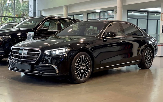 Mercedes-Benz S-Class giảm giá hơn 1,4 tỷ đồng tại đại lý: Thực tế chưa tới 3,6 tỷ, cạnh tranh 7 Series bằng giá tiệm cận niêm yết phân khúc dưới- Ảnh 3. Mercedes-Benz S-Class giảm giá hơn 1,4 tỷ đồng tại đại lý: Thực tế chưa tới 3,6 tỷ, cạnh tranh 7 Series bằng giá tiệm cận niêm yết phân khúc dưới- Ảnh 3.