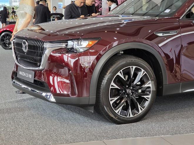 Chạm mặt Mazda MX-5 v&agrave; CX-90 tại H&agrave; Nội: Một chiếc để chơi, một chiếc cho kh&aacute;ch Việt chuộng xe rộng- Ảnh 16.