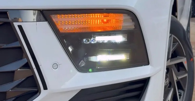 Soi chi tiết Hyundai Accent mới ra mắt: C&oacute; ghế chủ tịch, giữ l&agrave;n như xe sang, sẵn s&agrave;ng khiến Vios v&agrave; City 'to&aacute;t mồ h&ocirc;i'- Ảnh 6.