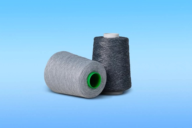 BMW 3 Series 2026 lộ ảnh mới với nhiều chi tiết th&uacute; vị: Cản trước, m&acirc;m, phuộc, ghế nỉ d&ugrave;ng nh&ocirc;m, nhựa t&aacute;i chế- Ảnh 8.