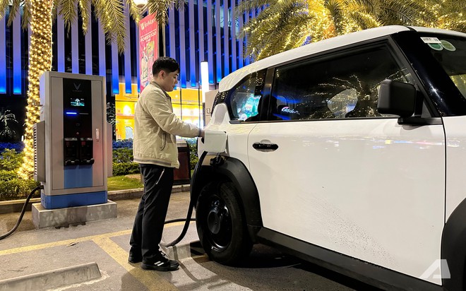 Mua VinFast VF 3 rồi bỏ phủ bụi chiếc Kia Cerato gắn b&oacute; 6 năm, chủ xe chia sẻ: &lsquo;Đỡ stress sau giờ l&agrave;m&rsquo;- Ảnh 3.