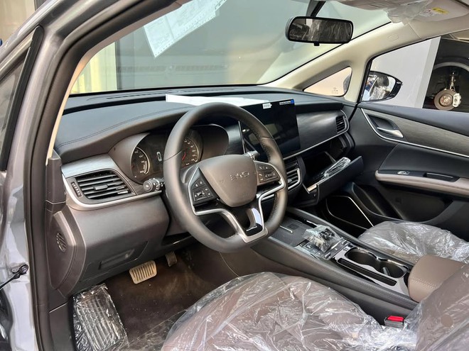 Bỏ qua xe xăng chạy dịch vụ, BYD M6 liệu c&oacute; l&agrave; &lsquo;mỏ v&agrave;ng&rsquo; mới: 7 chỗ rộng r&atilde;i, sạc một lần chạy 420km, đầy ắp c&ocirc;ng nghệ &lsquo;nịnh&rsquo; kh&aacute;ch- Ảnh 3.