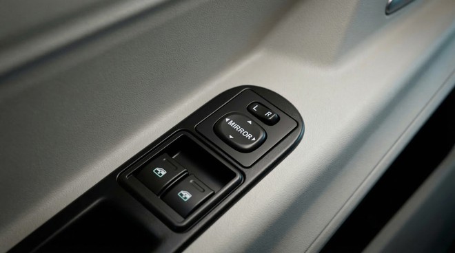 Ô tô điện Việt Nam giá từ 148 triệu đồng sắp ra mắt: Tháo pin như xe máy, sạc được tại nhà, chạy gần 10 vòng Hồ Tây mới hết pin- Ảnh 9. Ô tô điện Việt Nam giá từ 148 triệu đồng sắp ra mắt: Tháo pin như xe máy, sạc được tại nhà, chạy gần 10 vòng Hồ Tây mới hết pin- Ảnh 9.