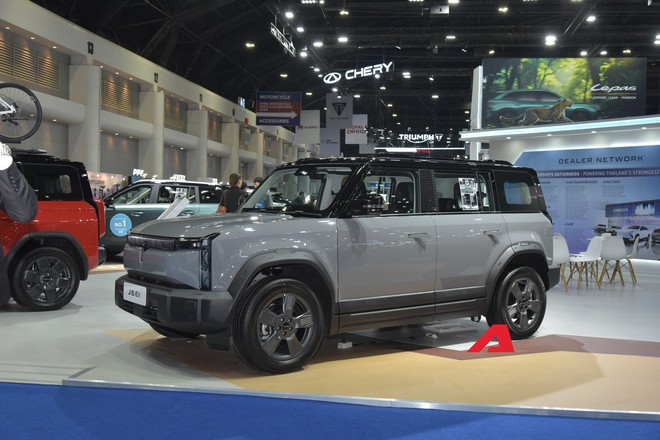 Soi kỹ Jaecoo J5 EV v&agrave; J6 EV sắp ra mắt Việt Nam: Thiết kế như xe sang, một lần sạc chạy TP.HCM - Nha Trang thoải m&aacute;i, 'phả hơi n&oacute;ng' v&agrave;o ph&acirc;n kh&uacute;c B v&agrave; C khi về Việt Nam- Ảnh 1.