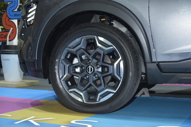 Nissan Kicks 2026 trình làng: Ngoại hình mới hầm hố hơn, thêm màn hình 12,3 inch, giá quy đổi từ 668 triệu đồng- Ảnh 12. Nissan Kicks 2026 trình làng: Ngoại hình mới hầm hố hơn, thêm màn hình 12,3 inch, giá quy đổi từ 668 triệu đồng- Ảnh 12.