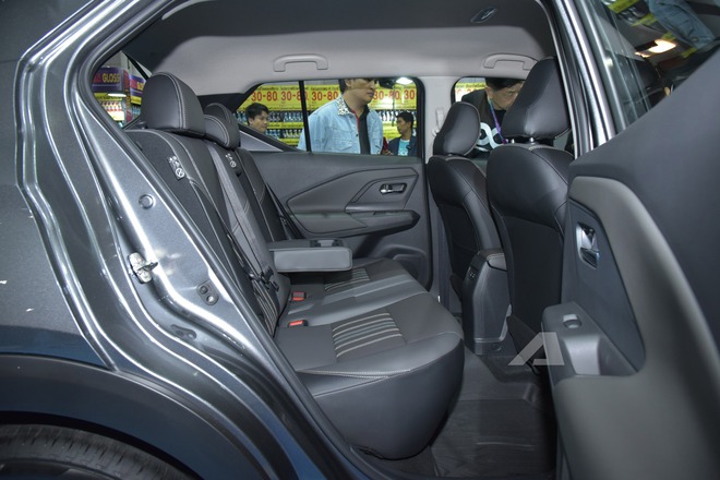 Nissan Kicks 2026 trình làng: Ngoại hình mới hầm hố hơn, thêm màn hình 12,3 inch, giá quy đổi từ 668 triệu đồng- Ảnh 4. Nissan Kicks 2026 trình làng: Ngoại hình mới hầm hố hơn, thêm màn hình 12,3 inch, giá quy đổi từ 668 triệu đồng- Ảnh 4.