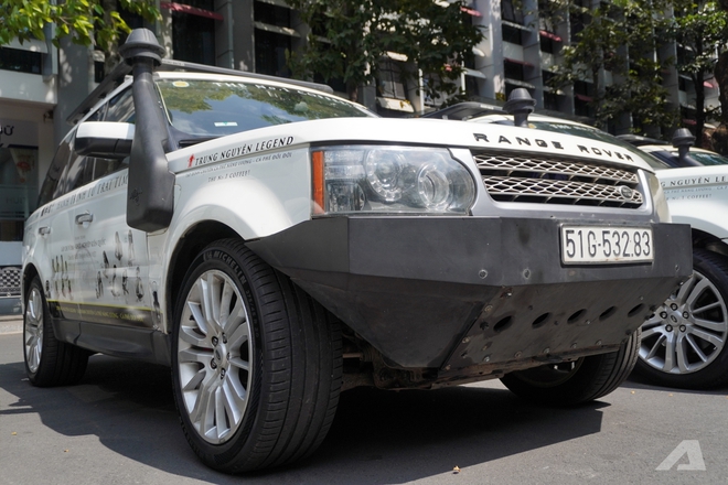 'Soi' d&agrave;n xe của &ocirc;ng Đặng L&ecirc; Nguy&ecirc;n Vũ mang đi xuy&ecirc;n Việt: C&oacute; chiếc đ&atilde; lăn b&aacute;nh hơn 90.000km, chi ph&iacute; đổ xăng c&oacute; thể khiến nhiều người kinh ngạc- Ảnh 12.