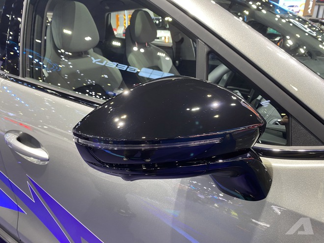 Omoda C5 EV 2026 tr&igrave;nh l&agrave;ng: 211 m&atilde; lực, m&agrave;n 24,6inch, 30 ph&uacute;t cắm điện l&agrave; c&oacute; thể chạy H&agrave; Nội - Sầm Sơn rồi trở về mới cần sạc- Ảnh 20.