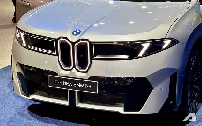 Xem trước BMW iX3 2026 dễ về Việt Nam: Gi&aacute; quy đổi gần 3 tỷ đồng, nội thất 'ngợp' m&agrave;n h&igrave;nh, đầy pin dư sức chạy H&agrave; Nội - Đ&agrave; Nẵng- Ảnh 8.