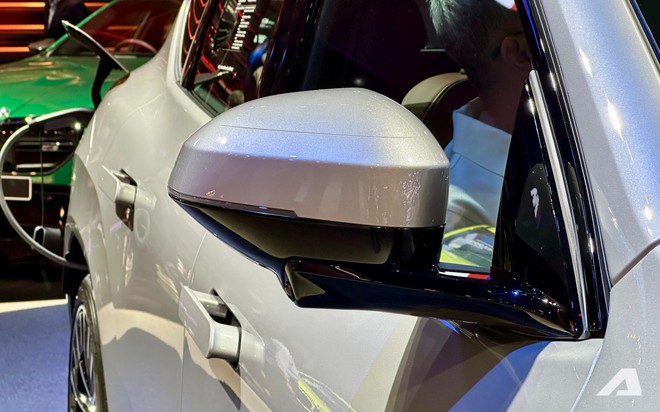 Xem trước BMW iX3 2026 dễ về Việt Nam: Gi&aacute; quy đổi gần 3 tỷ đồng, nội thất 'ngợp' m&agrave;n h&igrave;nh, đầy pin dư sức chạy H&agrave; Nội - Đ&agrave; Nẵng- Ảnh 12.