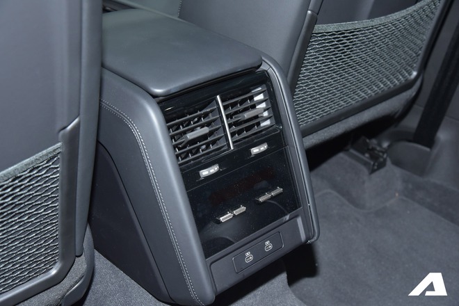 Gửi fan Porsche: Đ&acirc;y l&agrave; những điểm hay tr&ecirc;n Cayenne điện sắp về Việt Nam, gi&aacute; từ 4,72 tỷ đồng nhưng chắc kh&ocirc;ng ai mua gi&aacute; n&agrave;y- Ảnh 18.