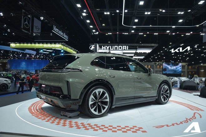 Gửi fan Porsche: Đ&acirc;y l&agrave; những điểm hay tr&ecirc;n Cayenne điện sắp về Việt Nam, gi&aacute; từ 4,72 tỷ đồng nhưng chắc kh&ocirc;ng ai mua gi&aacute; n&agrave;y- Ảnh 7.