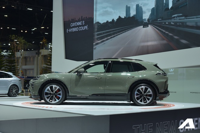 Gửi fan Porsche: Đ&acirc;y l&agrave; những điểm hay tr&ecirc;n Cayenne điện sắp về Việt Nam, gi&aacute; từ 4,72 tỷ đồng nhưng chắc kh&ocirc;ng ai mua gi&aacute; n&agrave;y- Ảnh 8.