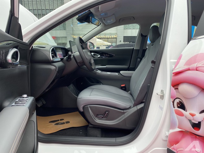 Geely EX2 ra mắt Việt Nam: Giá từ 459 triệu đồng, màn hình siêu lớn, có ADAS, sạc đầy đủ chạy Hà Nội - Hà Tĩnh- Ảnh 11. Geely EX2 ra mắt Việt Nam: Giá từ 459 triệu đồng, màn hình siêu lớn, có ADAS, sạc đầy đủ chạy Hà Nội - Hà Tĩnh- Ảnh 11.